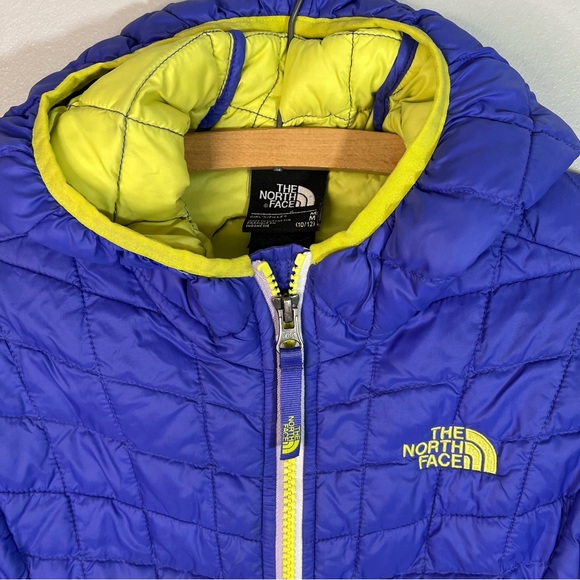 The North Face Girl’s Purple and Yellow Quilted Winter Jacket Coat Size M(10-12) - Picture 3 of 10